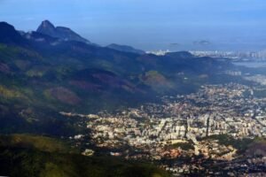 Investimento para Renda na Gávea Studios e 1 ao Lado d PUC-Rio na Marquês