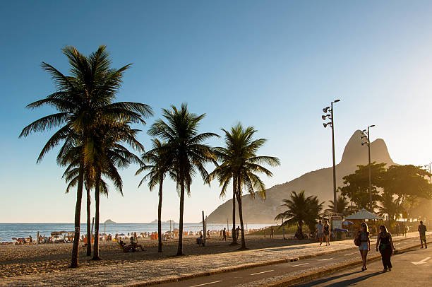 Allard Ipanema apartamentos novos frente praia Ipanema como comprar